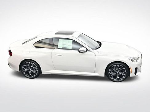 New 2026 BMW 230i xDrive Coupe w/ Premium Package AWD/4WD image 25