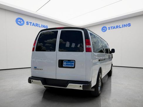 Certified 2025 Chevrolet Express 3500 LT w/ LT Preferred Equipment Group RWD image 8