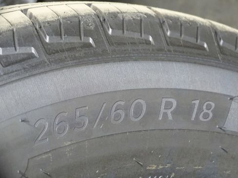 New 2025 Jeep Grand Cherokee L Laredo image 44