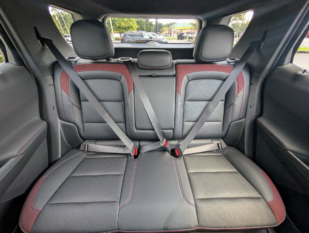 Used 2026 Chevrolet Equinox RS w/ Convenience Package III FWD image 30