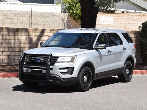 Used 2017 Ford Explorer 4WD Police Interceptor image 5