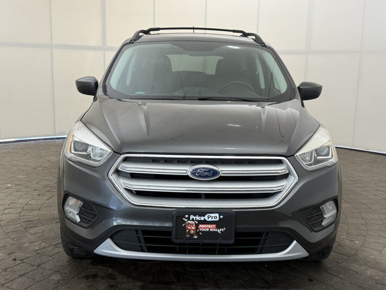 Used 2018 Ford Escape SEL AWD/4WD image 2
