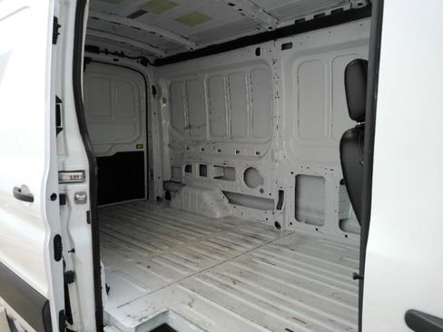 Used 2024 Ford Transit 250 148 Medium Roof Extended AWD image 6