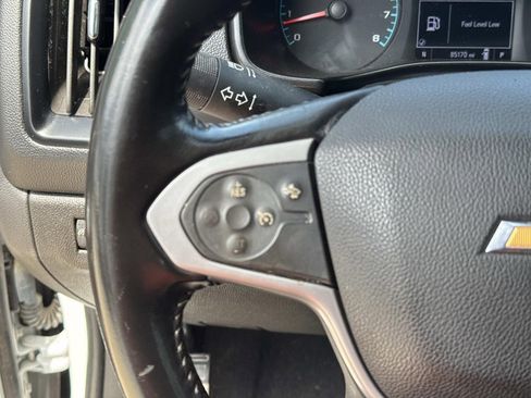 Used 2021 Chevrolet Colorado LT w/ Safety Package image 22