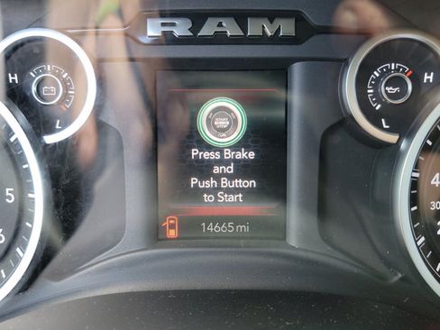 Used 2026 RAM 2500 Big Horn AWD/4WD image 10