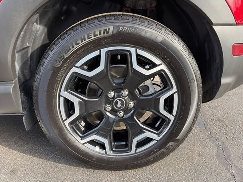 Used 2025 Ford Bronco Sport Outer Banks w/ Outer Banks Tech Package+ image 11