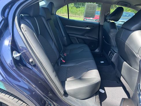 Used 2022 Toyota Camry XSE FWD image 23