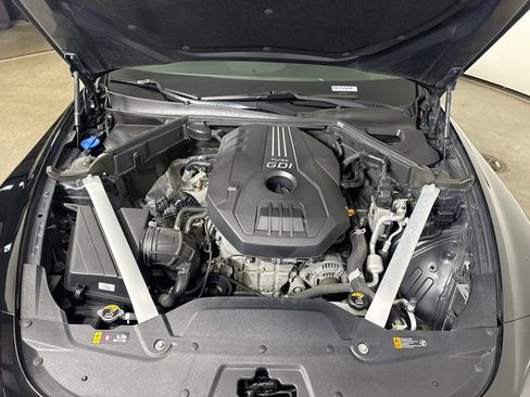 Used 2018 Kia Stinger Premium AWD/4WD image 31