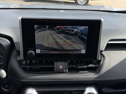 Used 2024 Toyota RAV4 XLE FWD image 24