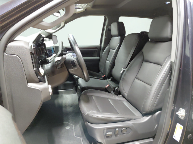 Used 2026 GMC Sierra 1500 SLT AWD/4WD image 32