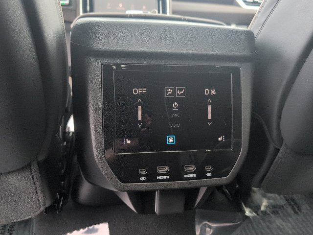 Used 2026 GMC Yukon XL Denali Ultimate w/ LPO, Floor Liner Package AWD/4WD image 39