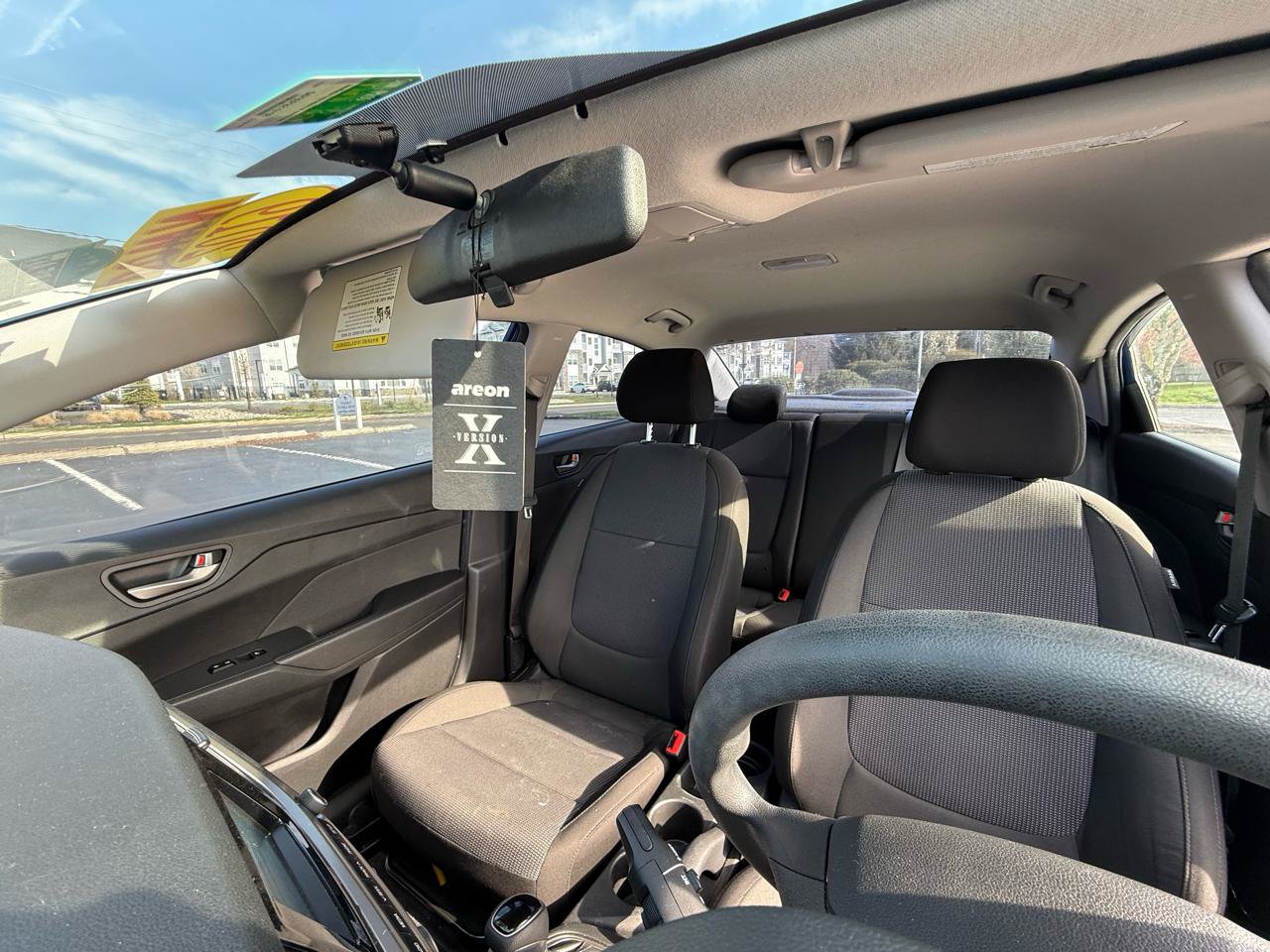 Used 2019 Hyundai Accent SE FWD image 8