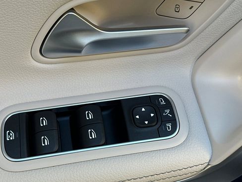 Certified 2026 Mercedes-Benz CLA 250 image 25