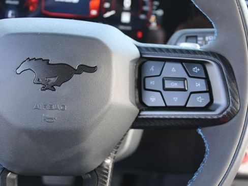 Used 2025 Ford Mustang Dark Horse image 19