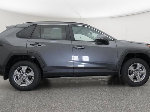 New 2025 Toyota RAV4 XLE image 27