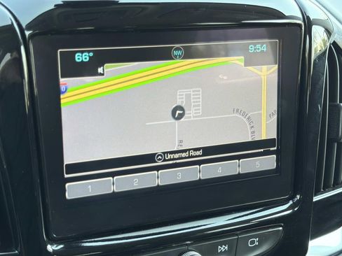 Used 2019 Chevrolet Traverse Premier w/ LPO, Blackout Package image 23