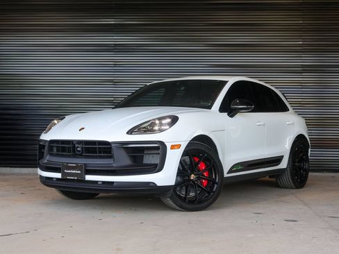 Certified 2023 Porsche Macan GTS AWD/4WD image 1