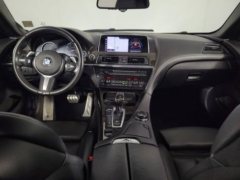Used 2018 BMW 640i Convertible image 24