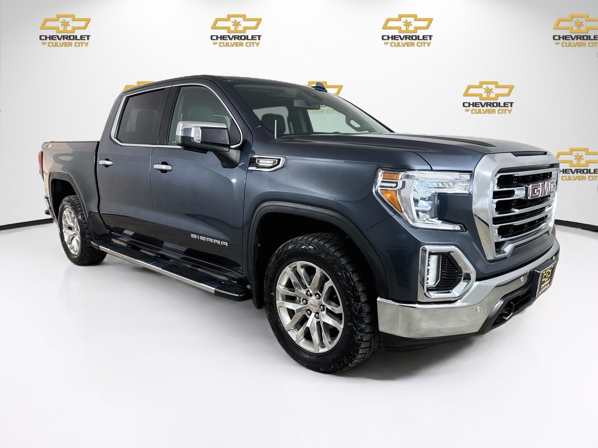 Used 2022 GMC Sierra 1500 SLT w/ SLT Premium Plus Package AWD/4WD image 1