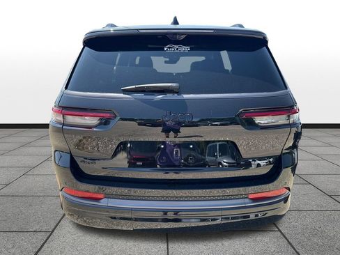 New 2026 Jeep Grand Cherokee L Limited AWD/4WD image 4