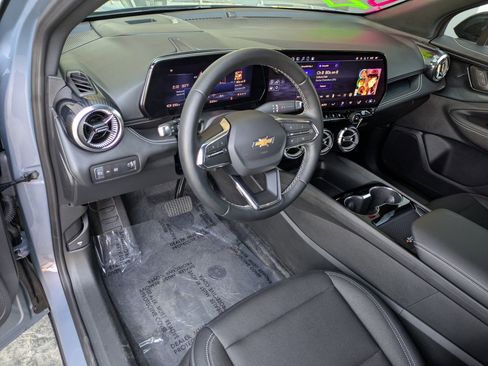 New 2025 Chevrolet Blazer EV LT image 12