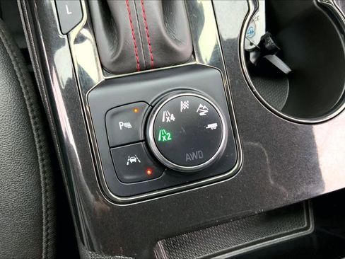 Used 2021 Chevrolet Blazer RS w/ Enhanced Convenience Package image 31