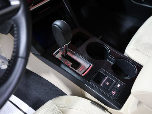 Used 2018 Subaru Outback 2.5i Premium image 20