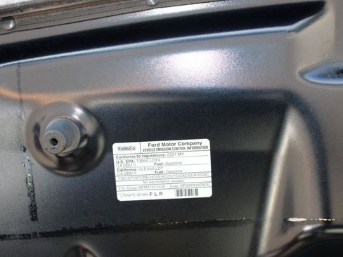 Used 2021 Ford F150 Lariat w/ Equipment Group 502A High AWD/4WD image 18