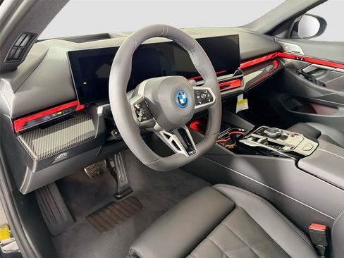 New 2026 BMW i5 eDrive40 w/ M Sport Package RWD image 17