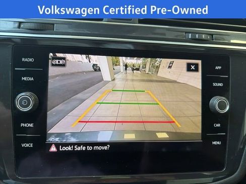 Certified 2022 Volkswagen Tiguan SE w/ Panoramic Sunroof Package image 26