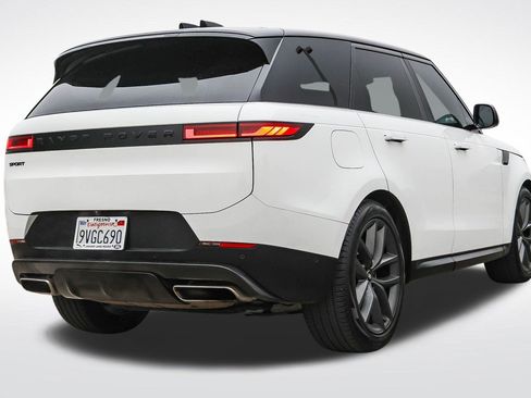 Certified 2024 Land Rover Range Rover Sport SE image 4