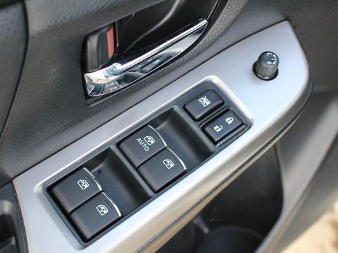 Used 2015 Subaru Impreza 2.0i Limited image 13