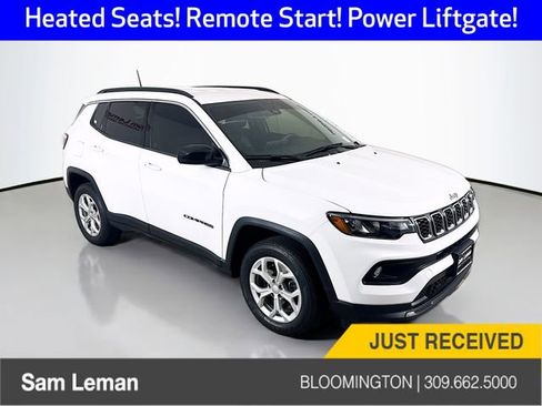 Used 2024 Jeep Compass Latitude w/ Convenience Group image 1