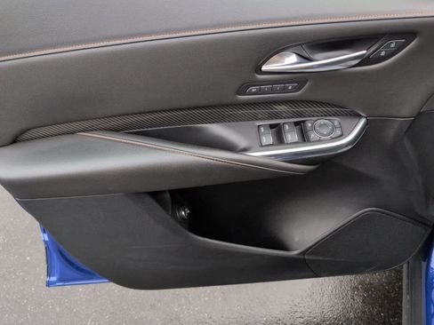 Used 2021 Cadillac XT4 Sport w/ Cold Weather Package image 15