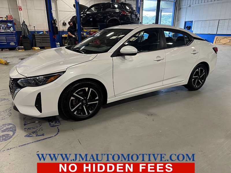 Used 2024 Nissan Sentra SV FWD image 1