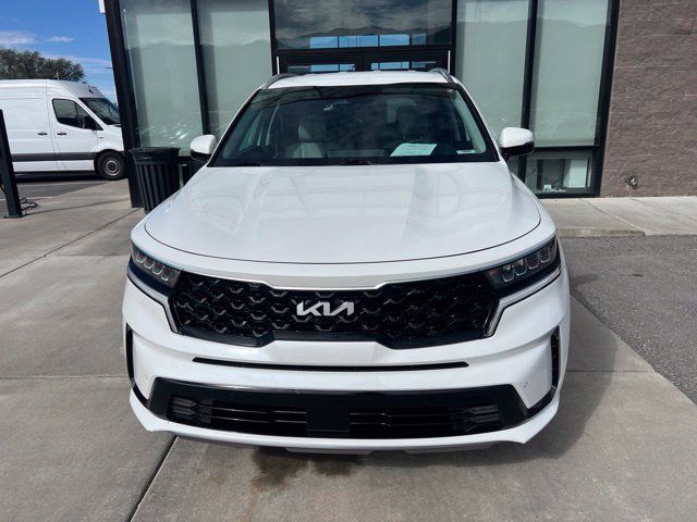Used 2023 Kia Sorento EX AWD/4WD image 3
