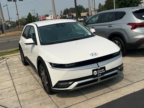 Certified 2024 Hyundai Ioniq 5 SE AWD/4WD image 7