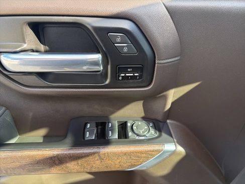Used 2020 GMC Sierra 1500 Denali w/ Technology Package AWD/4WD image 16
