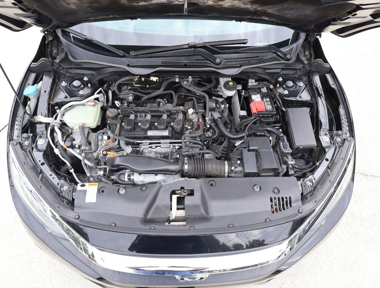 Used 2017 Honda Civic Touring image 12