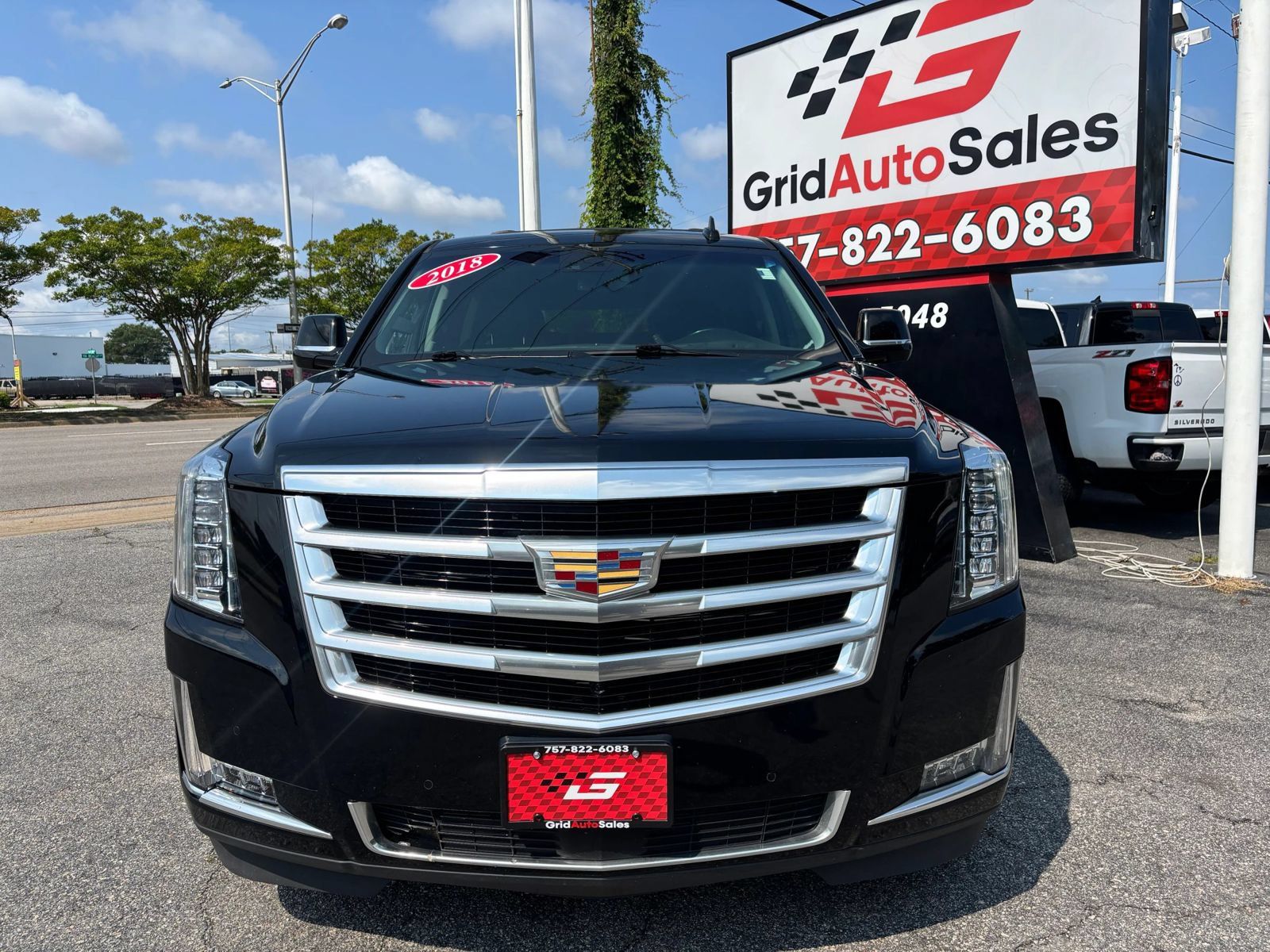 Used 2018 Cadillac Escalade ESV Premium Luxury AWD/4WD image 8