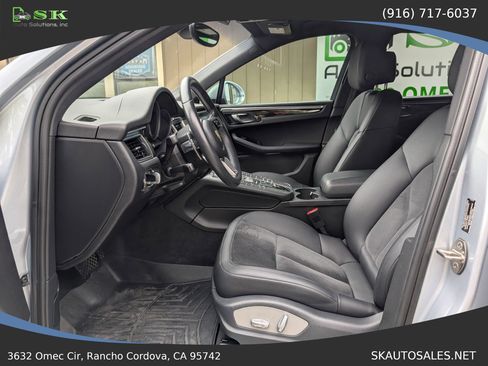 Used 2016 Porsche Macan S image 13