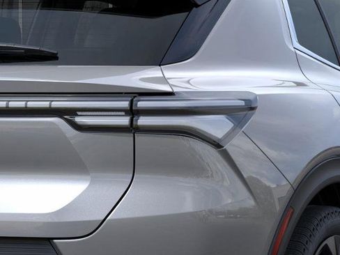 New 2026 Chevrolet Equinox EV LT w/ Convenience Package II image 11