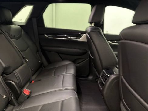 Used 2020 Cadillac XT5 Premium Luxury FWD image 27