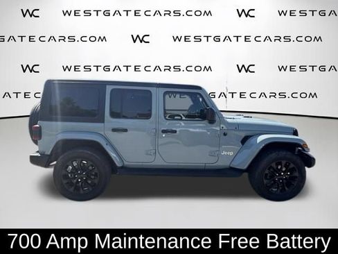 Used 2023 Jeep Wrangler Unlimited Sahara AWD/4WD image 5