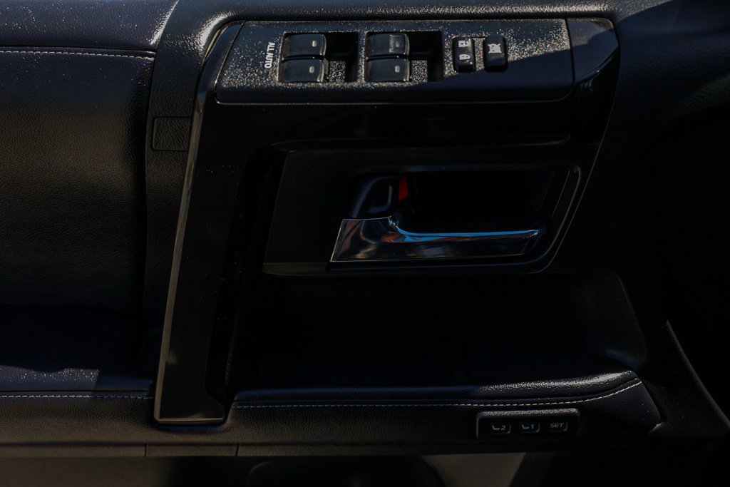 Used 2019 Toyota 4Runner Limited AWD/4WD image 26