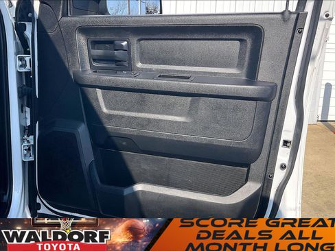 Used 2018 RAM 3500 Tradesman w/ Chrome Appearance Group image 28