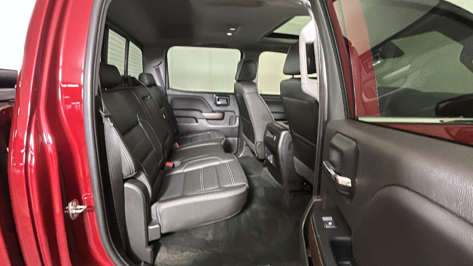 Used 2018 GMC Sierra 1500 Denali w/ Denali Ultimate Package AWD/4WD image 34