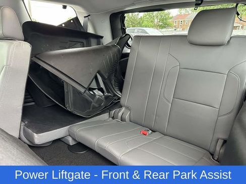 Used 2018 Chevrolet Tahoe LT w/ LT Signature Package AWD/4WD image 21
