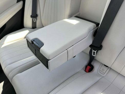 Used 2022 Mercedes-Benz E 350 E 350 w/ Driver Assistance Package image 18