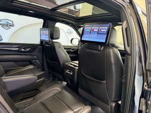 Used 2022 GMC Yukon XL Denali w/ Denali Ultimate Package AWD/4WD image 25